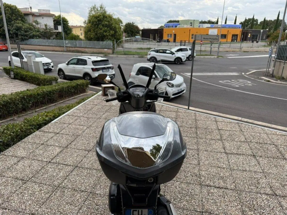 Honda SH 150i ABS (2013 - 16) (6)