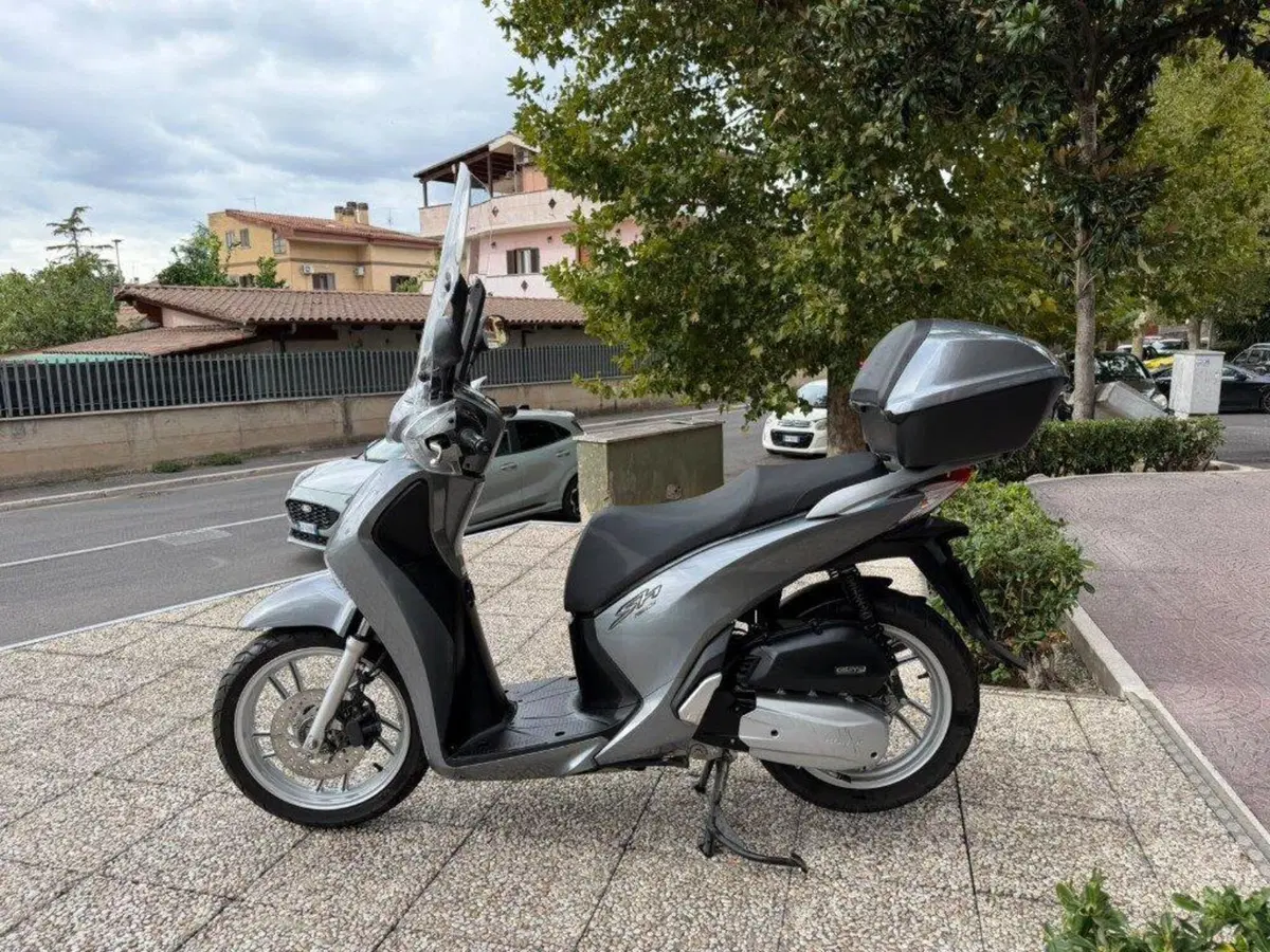 Honda SH 150i ABS (2013 - 16) (10)