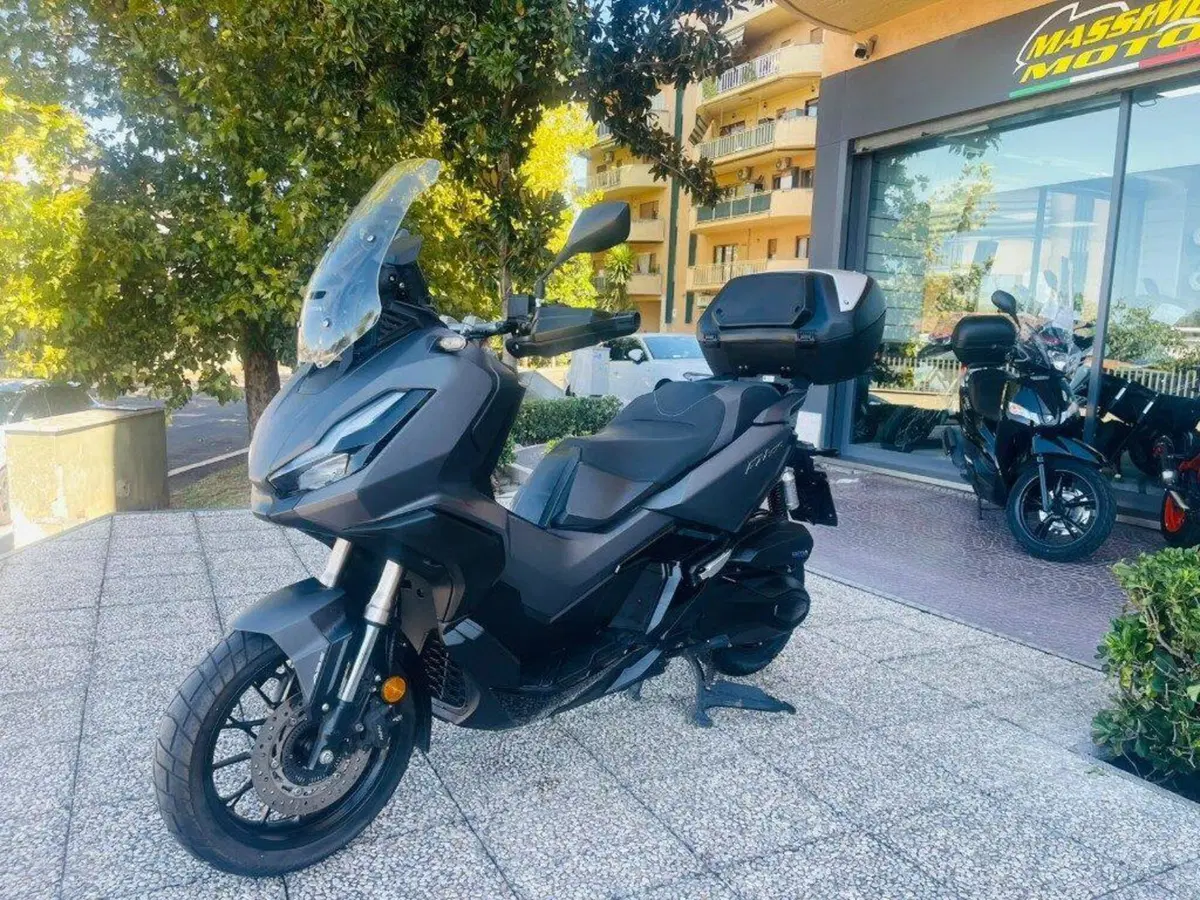 Honda ADV 350 (2022 - 24) (10)