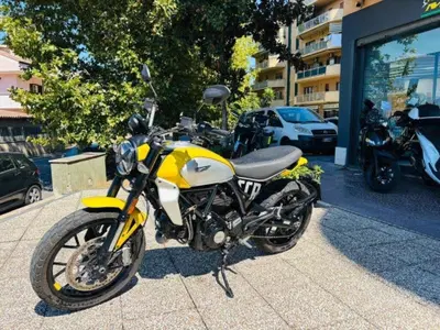 Ducati Scrambler 800 Icon (2023 - 24) usata