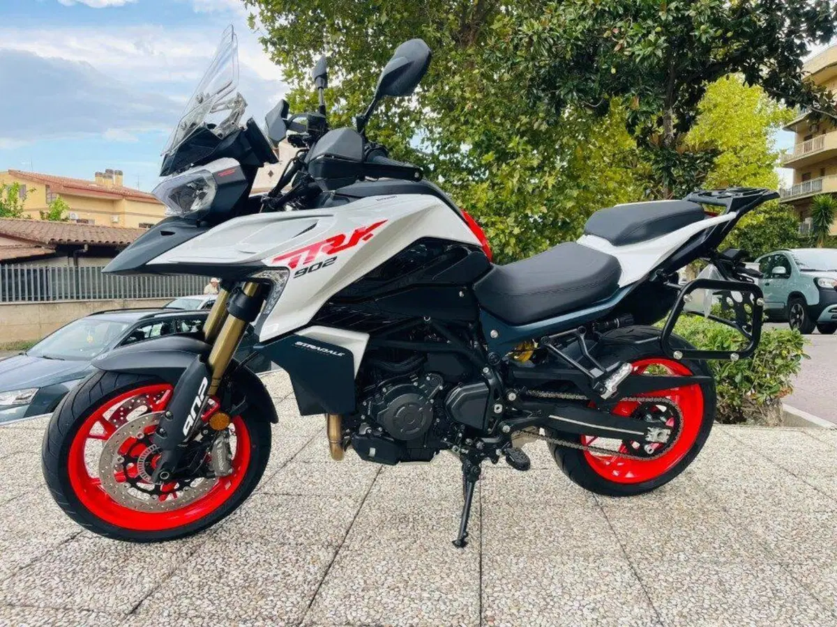 Benelli TRK 902 Xplorer (2026) (3)