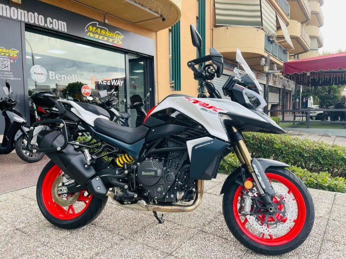 Benelli TRK 902 Xplorer (2026) (7)
