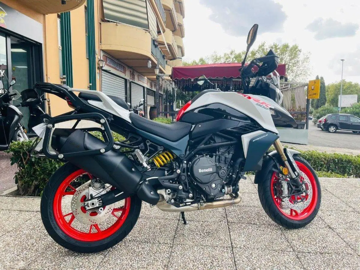 Benelli TRK 902 Xplorer (2026) (2)