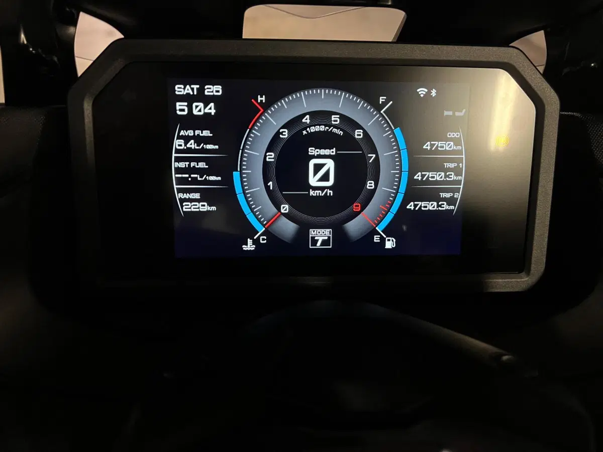 Yamaha T-Max 560 Tech Max (2025 - 26) (6)
