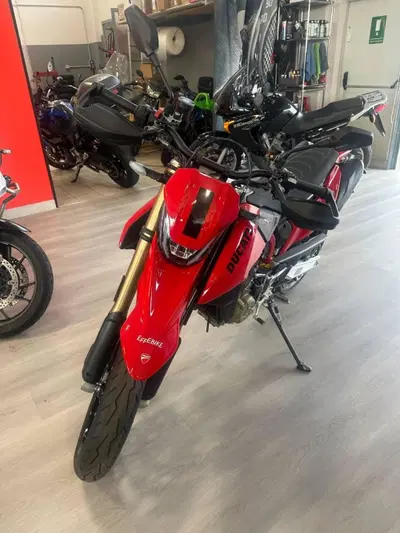 Ducati Hypermotard 698 Mono (2024 - 26) usata