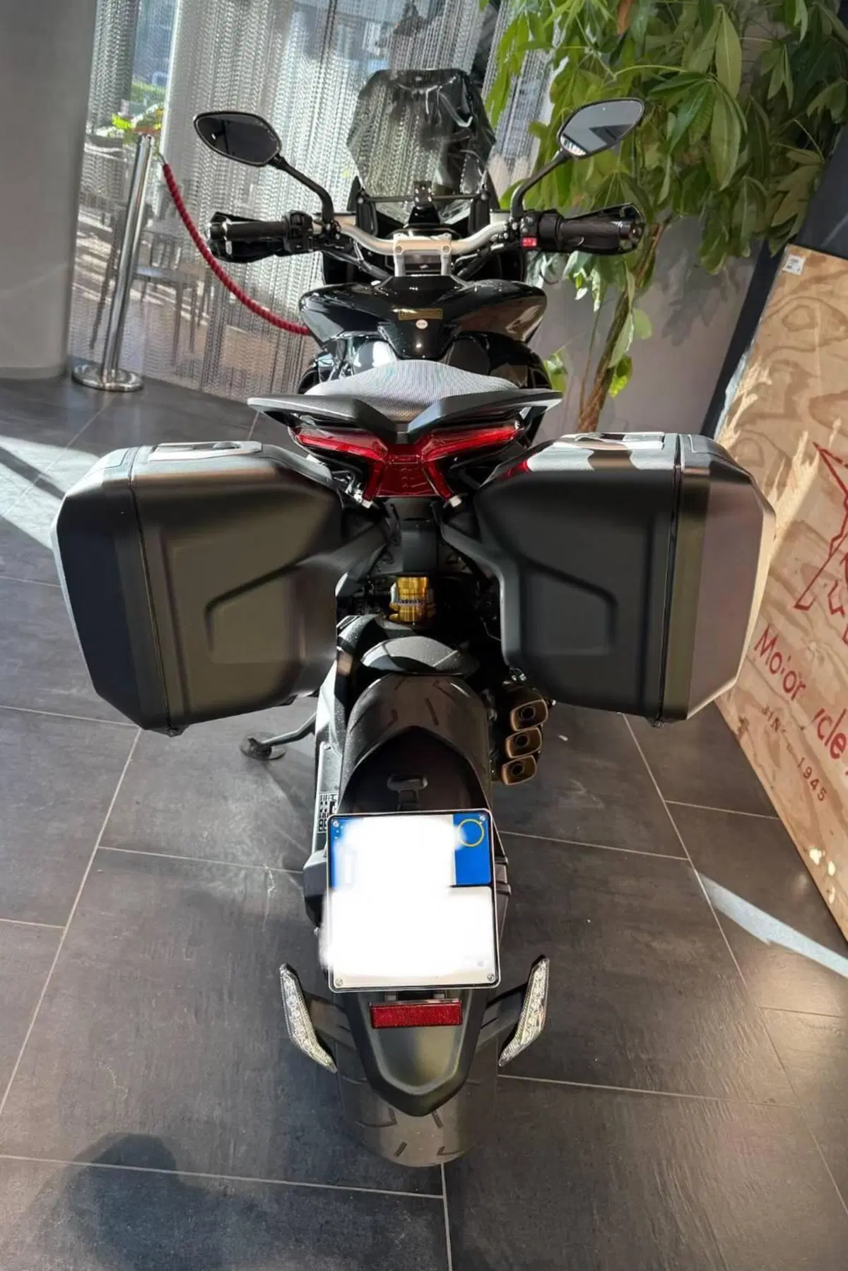 MV Agusta Turismo Veloce 800 R (2023 - 26) (11)