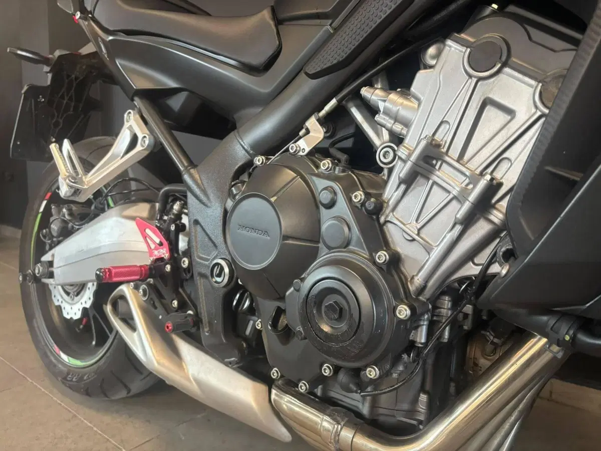 Honda CB 650 F ABS (2014 - 17) (3)