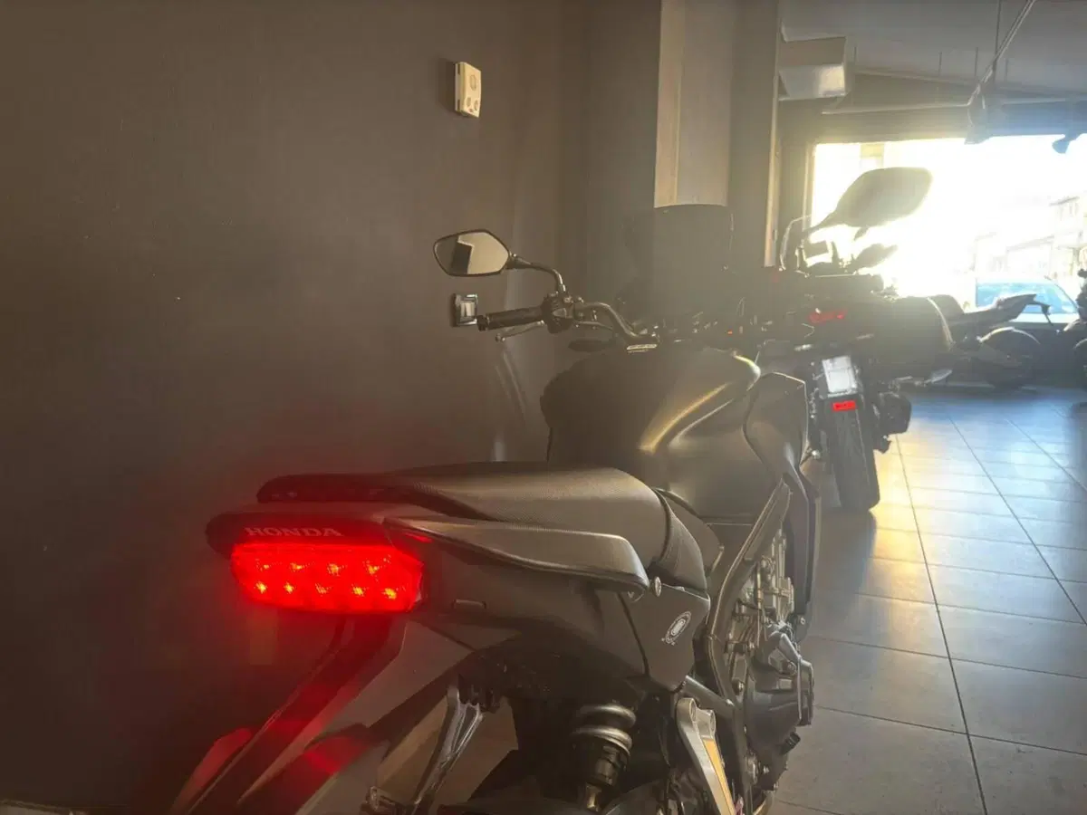 Honda CB 650 F ABS (2014 - 17) (6)