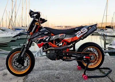 KTM 690 SMC R (2019 - 20) usata