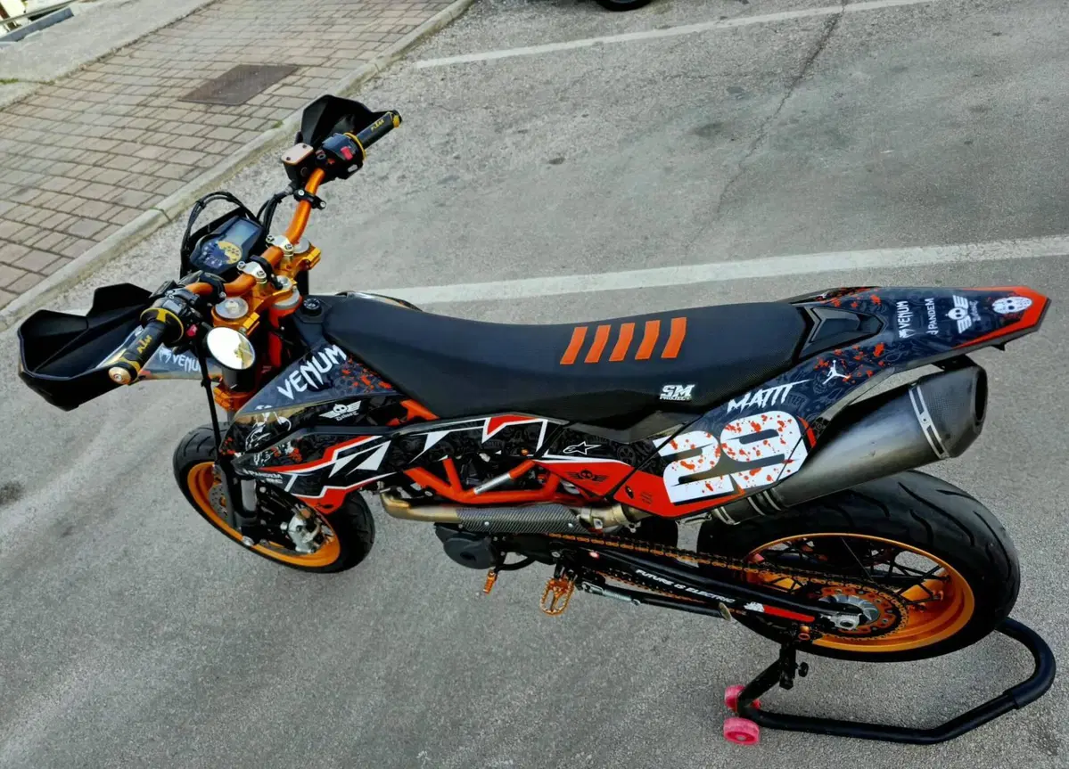 KTM 690 SMC R (2019 - 20) (3)