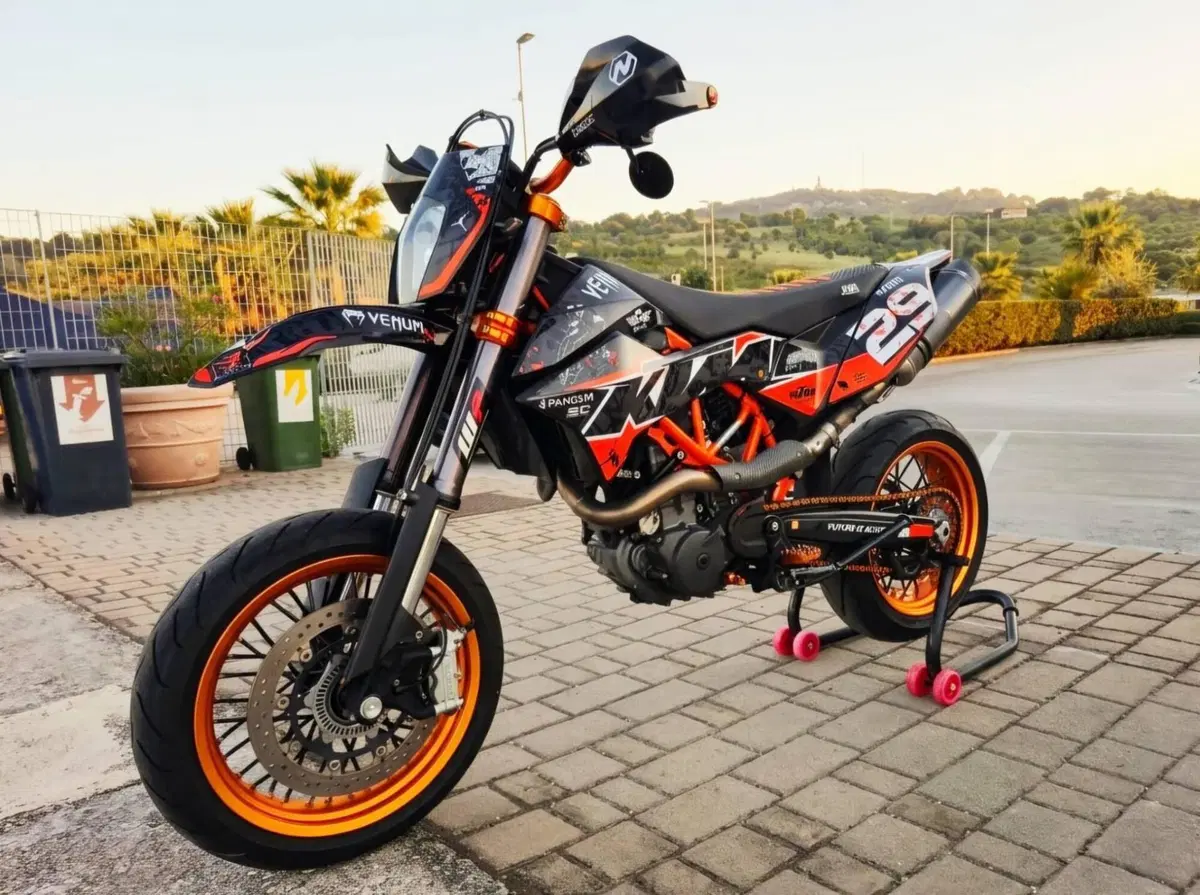 KTM 690 SMC R (2019 - 20) (6)