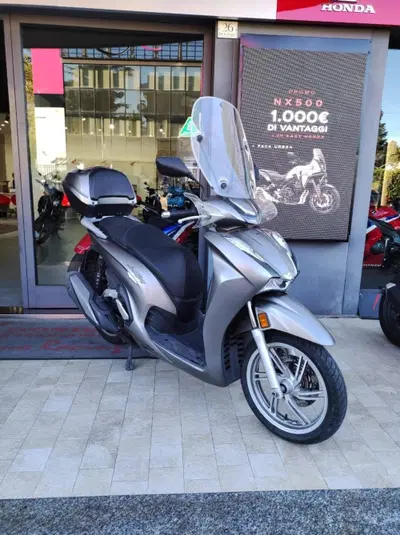 Honda SH 350 (2021 - 24) usata