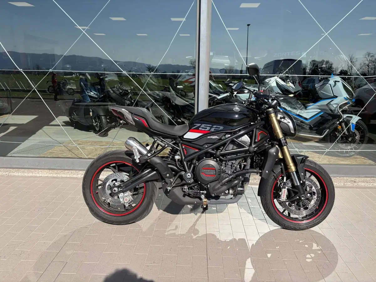 Benelli 752 S (2022 - 25)