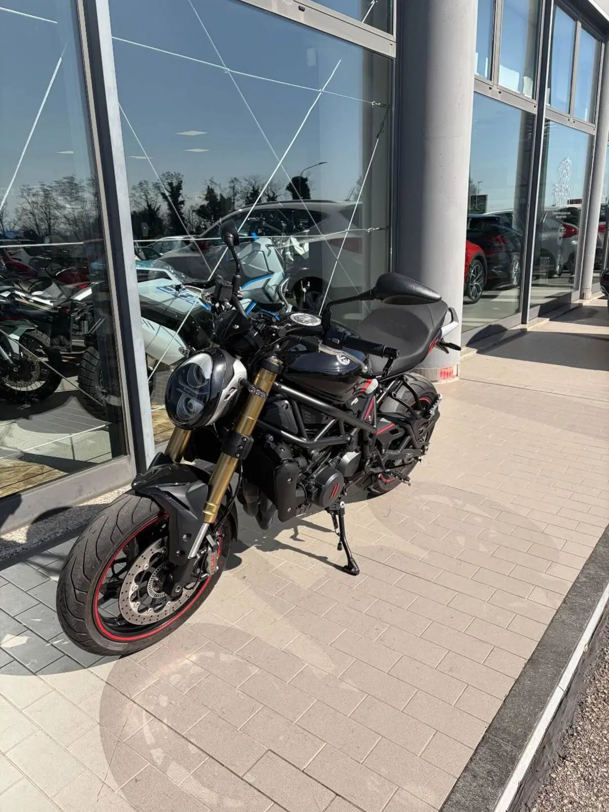 Benelli 752 S (2022 - 25) (4)