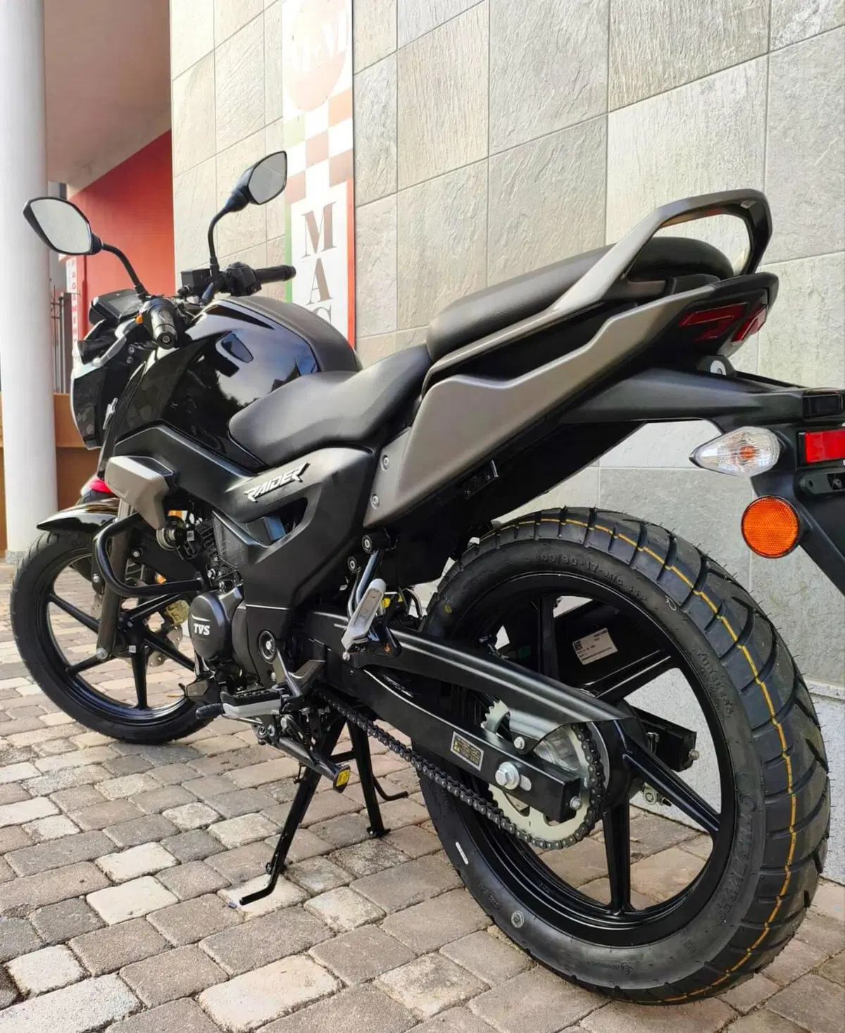 TVS Motor Raider 125 (2024 - 26) (9)