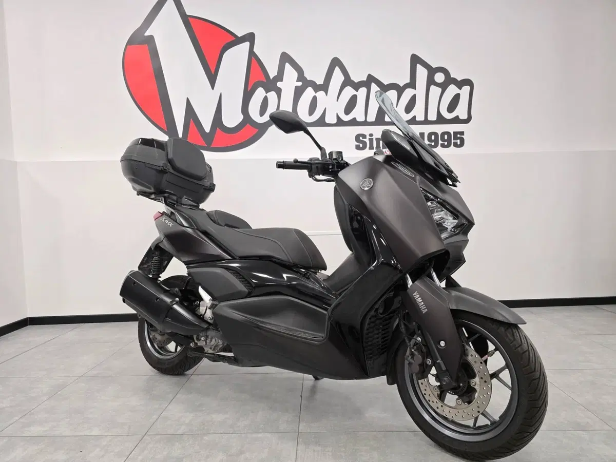 Yamaha X-Max 300 Tech Max (2021 - 24)