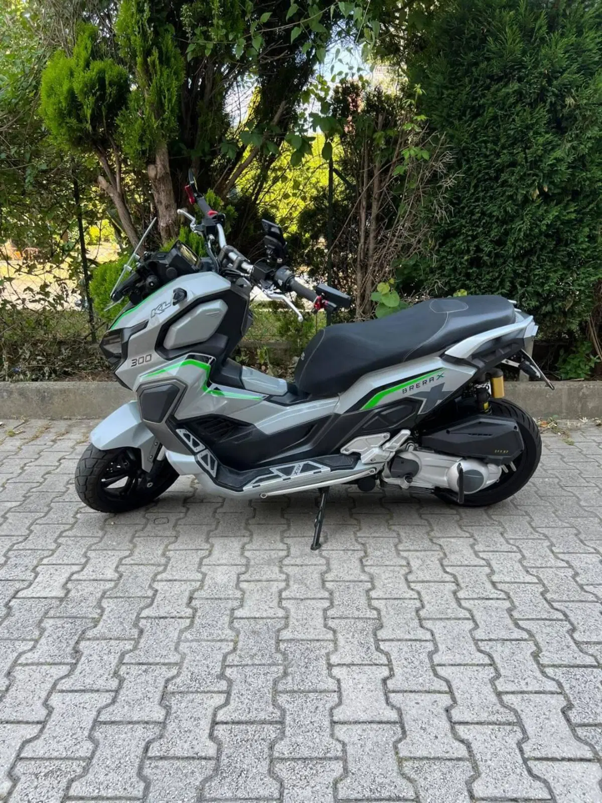 Kl Brera X 300 (2022 - 24)