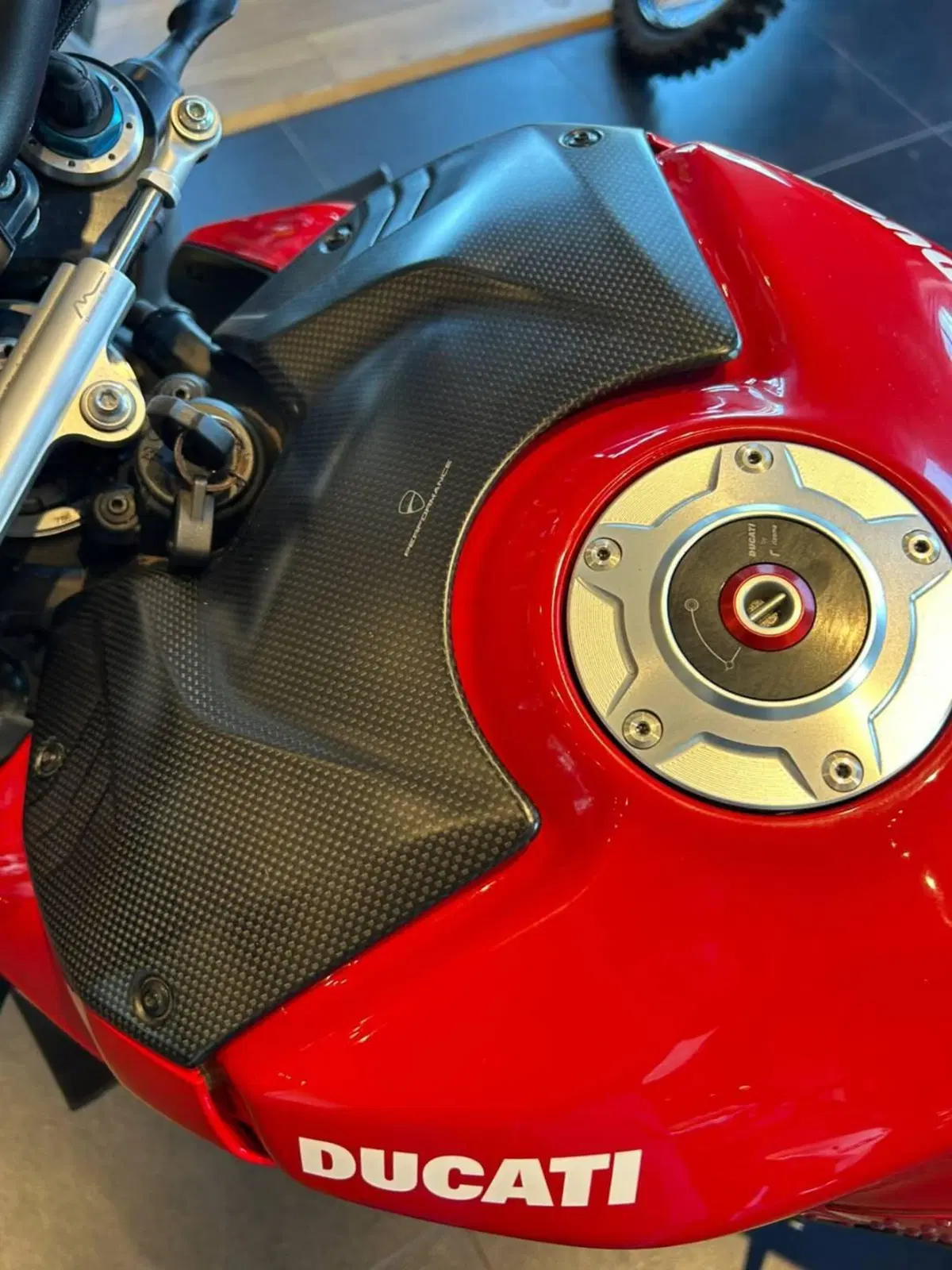 Ducati Streetfighter V4 1100 S (2020) (11)
