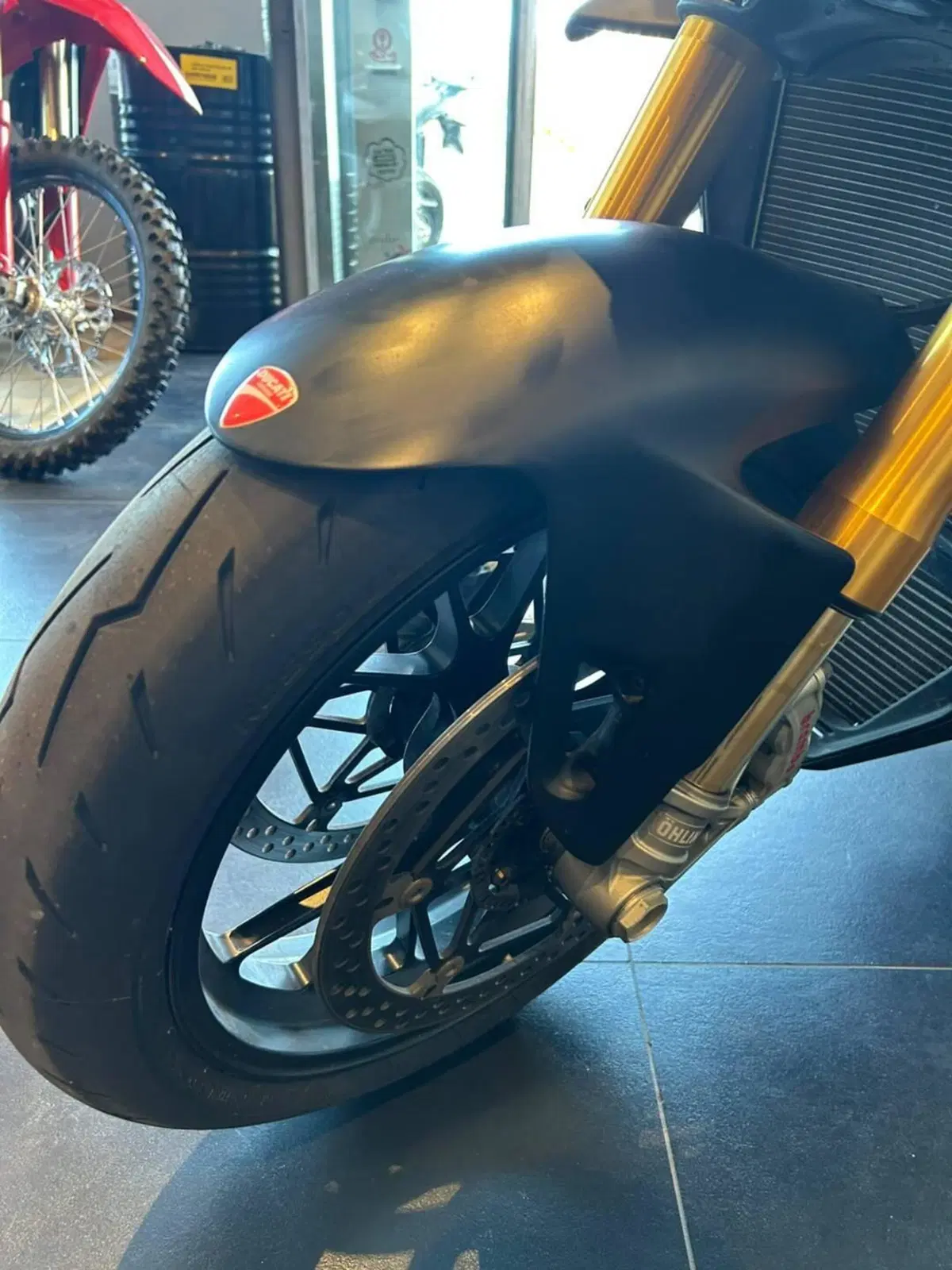 Ducati Streetfighter V4 1100 S (2020) (15)