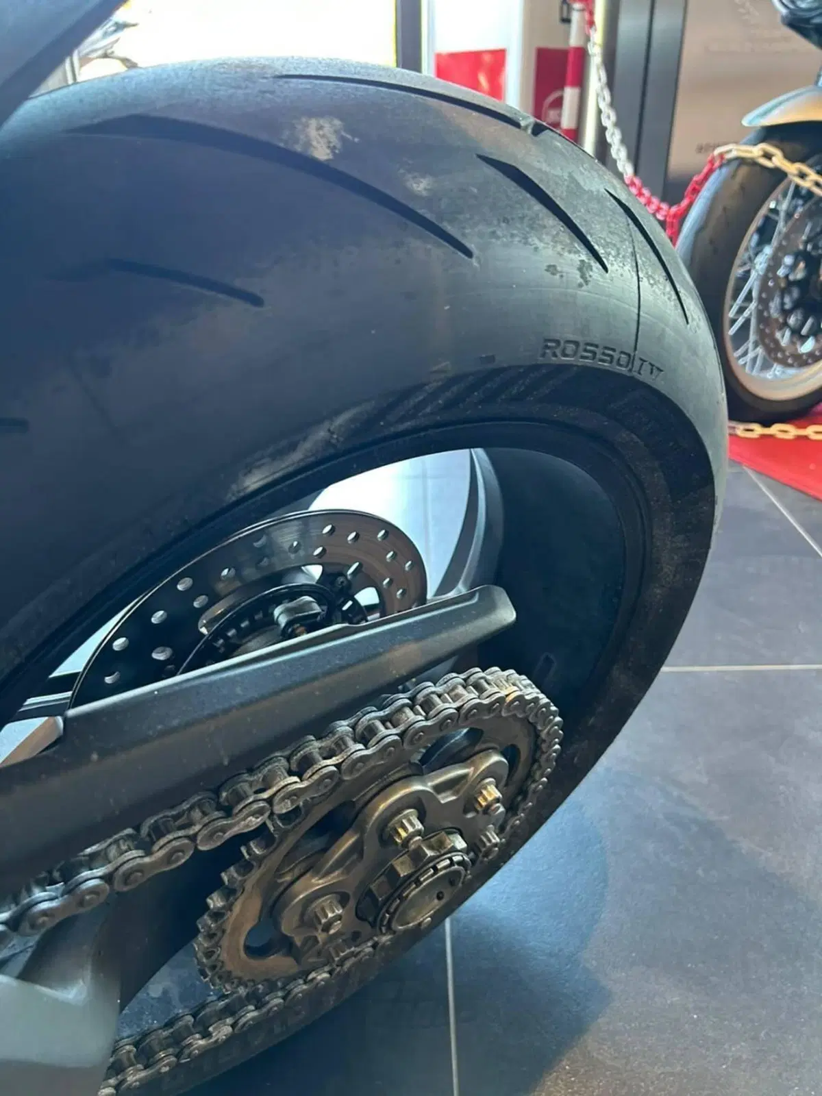 Ducati Streetfighter V4 1100 S (2020) (17)