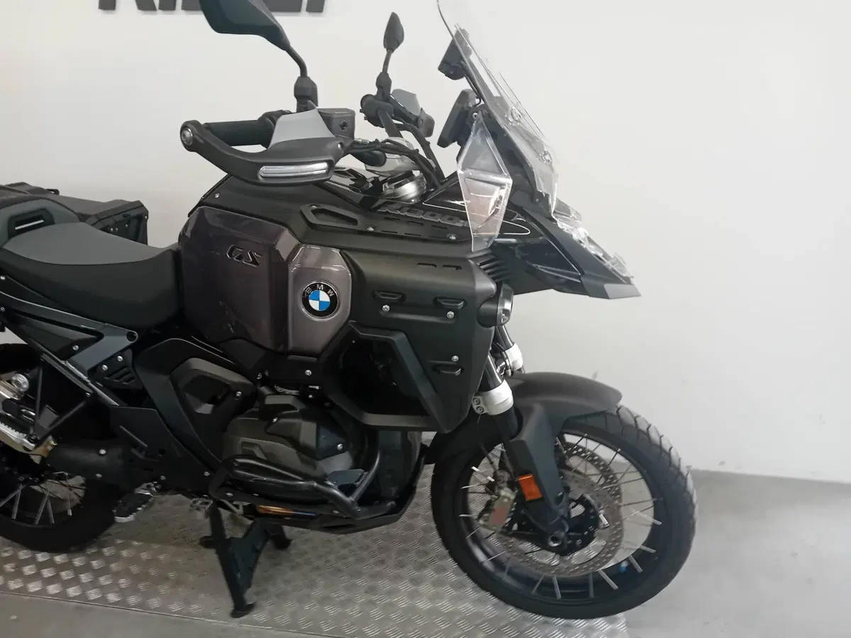 Bmw R 1300 GS Adventure Triple Black (2025 - 26) (7)