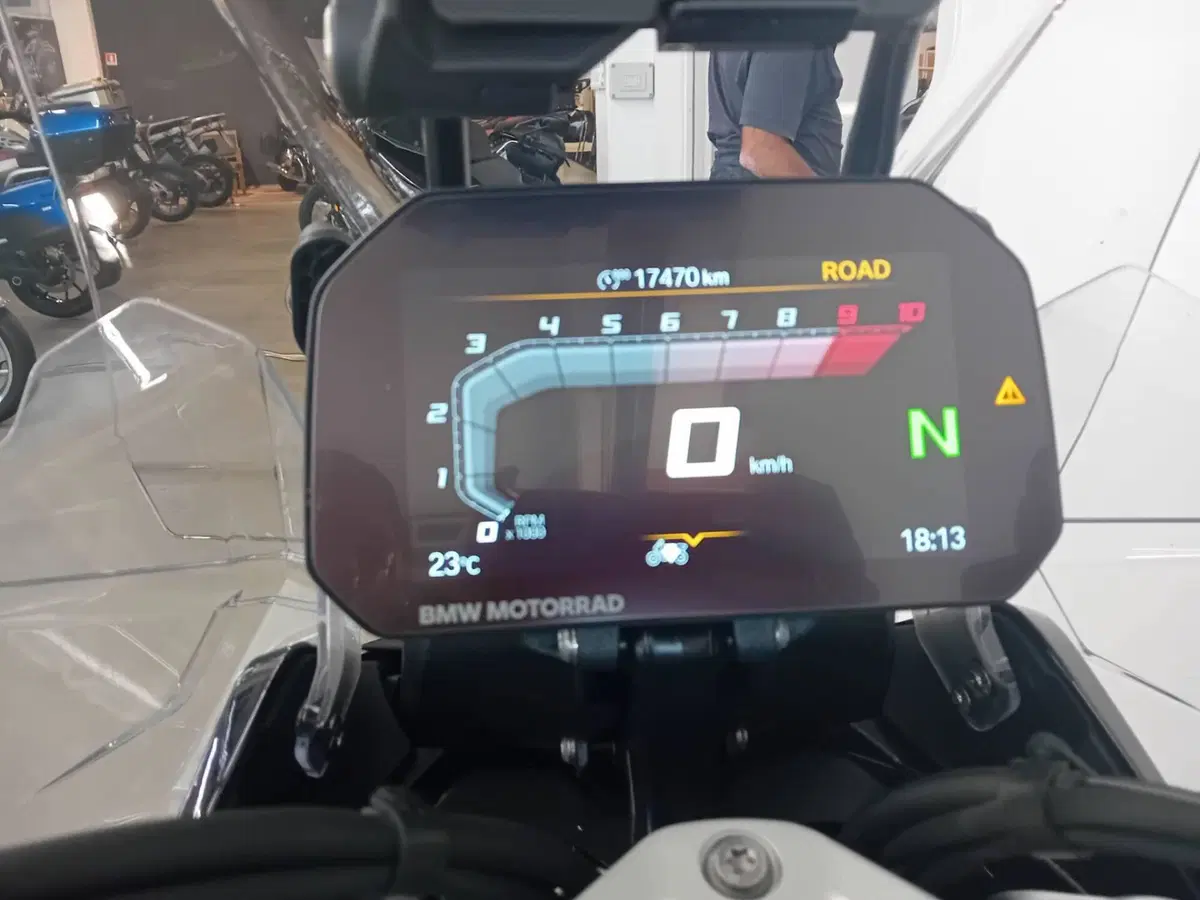 Bmw R 1300 GS Adventure Triple Black (2025 - 26) (3)