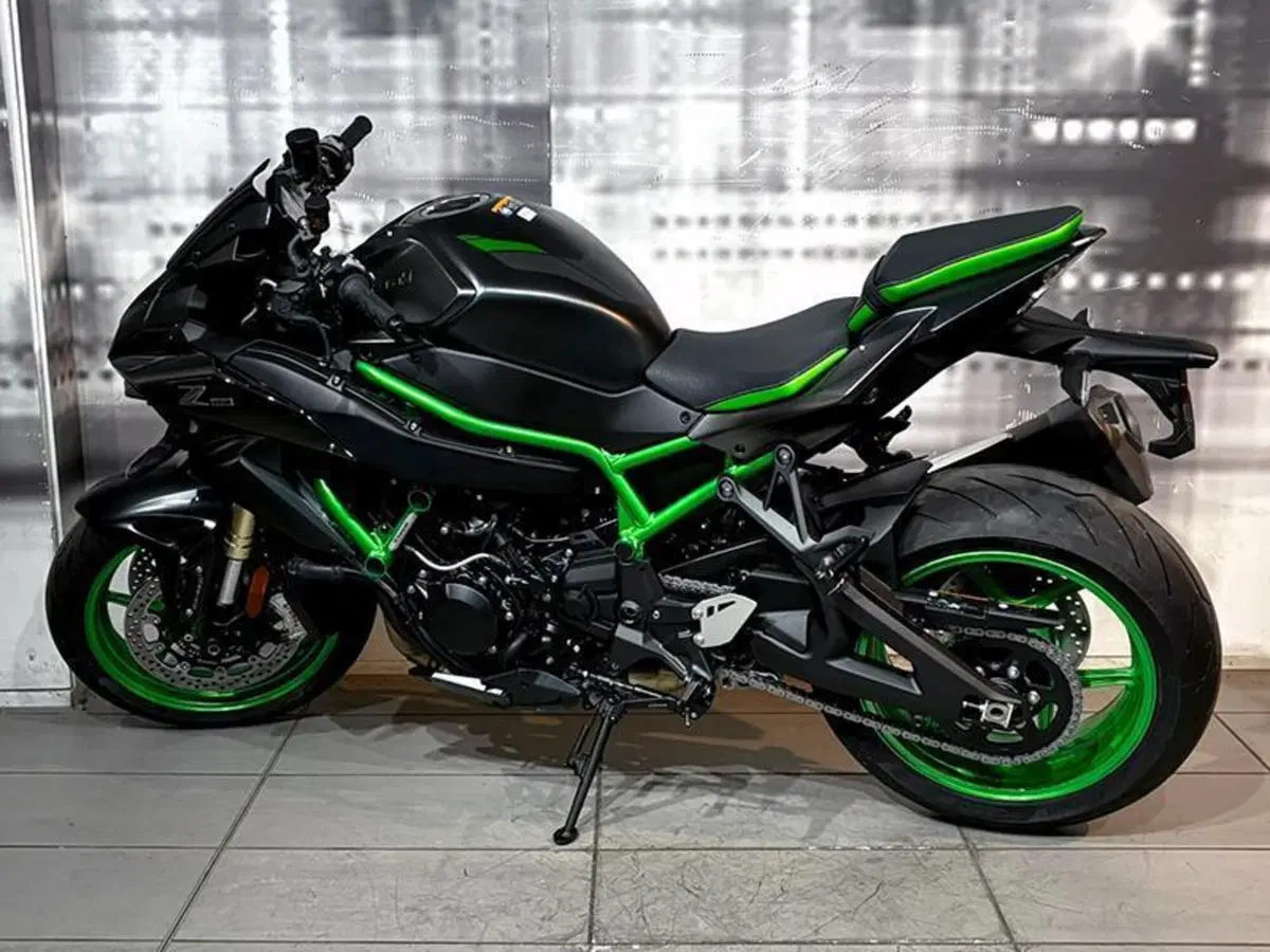 Kawasaki Z H2 SE (2025 - 26) (2)