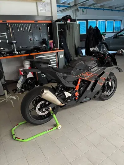 KTM 990 RC R (2026) usata