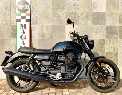 Moto Guzzi V7 III Stone (2017 - 20) usata