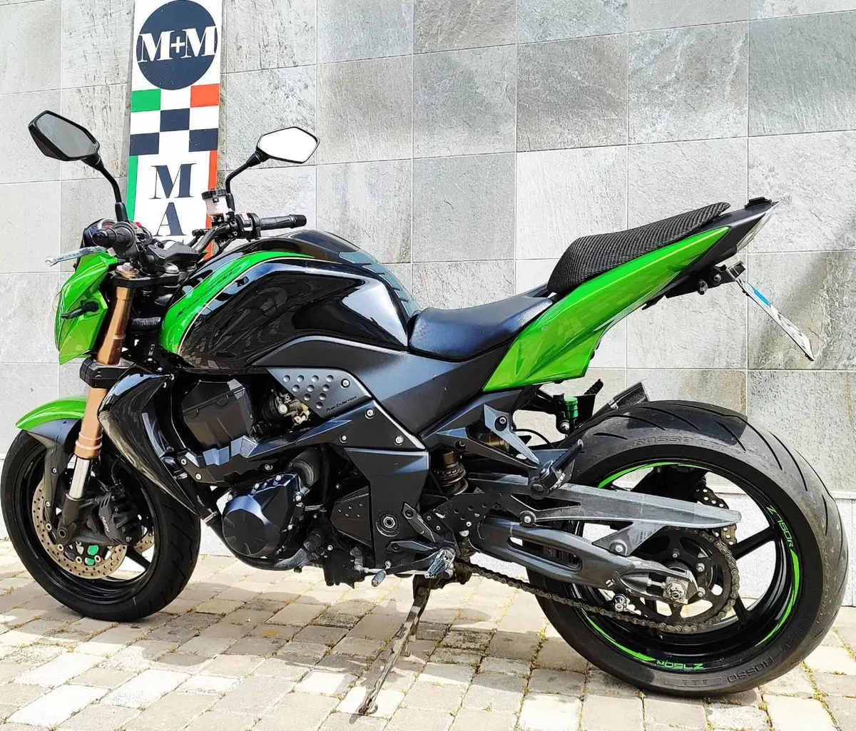Kawasaki Z 750 R (2011 - 14) (6)