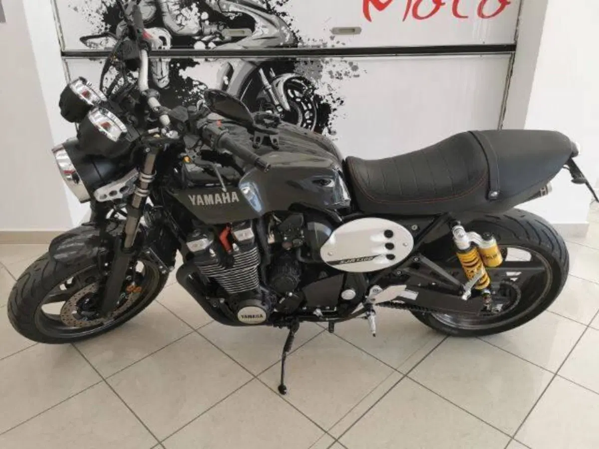 Yamaha XJR 1300 (2015 - 17)