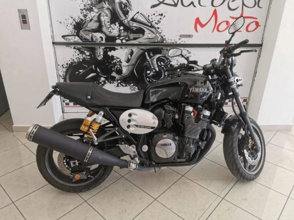 Yamaha XJR 1300 (2015 - 17) (2)