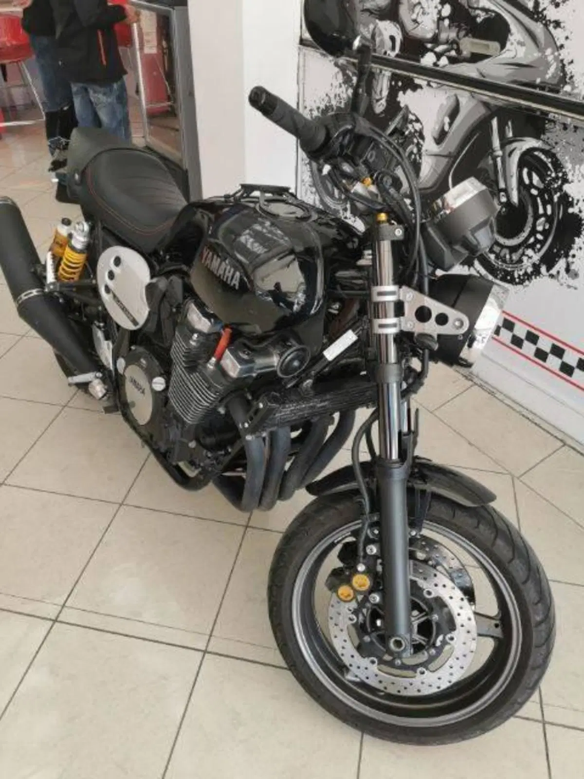 Yamaha XJR 1300 (2015 - 17) (3)