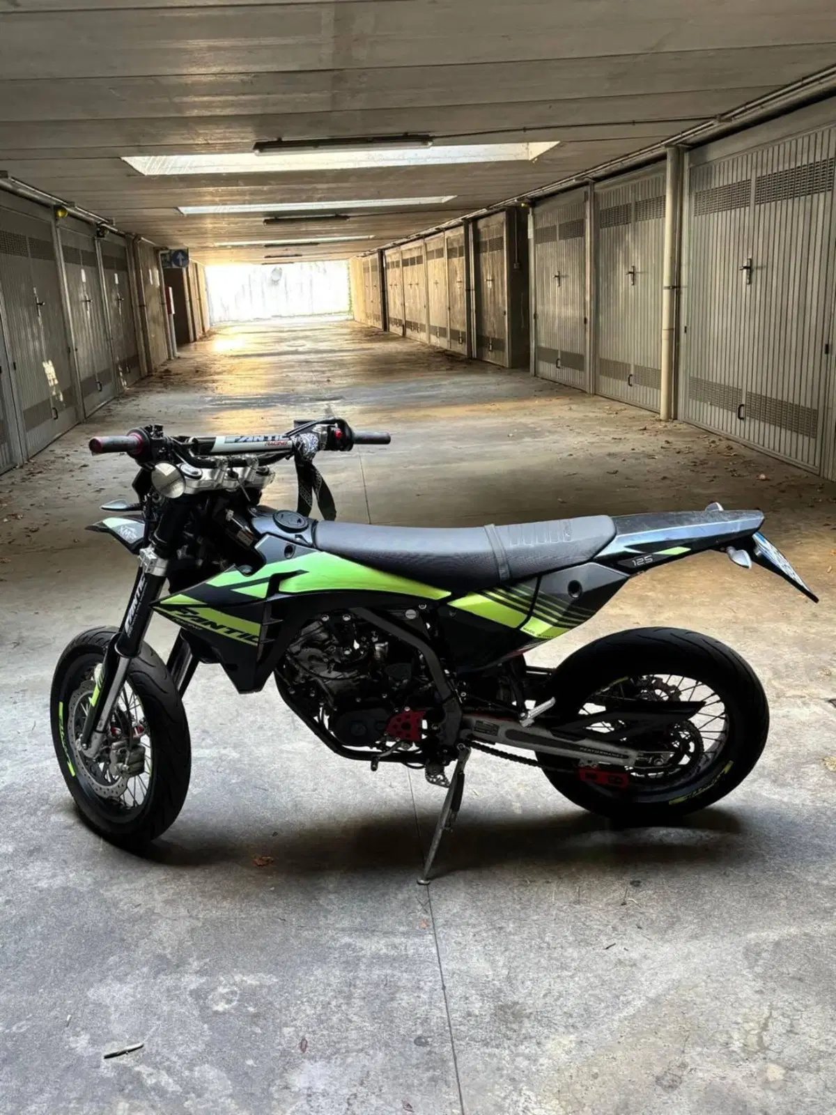 Fantic Motor XMF 125 Motard Performance 4T (2023 - 24)