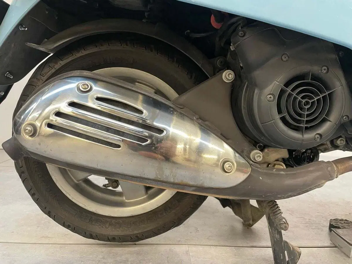 Vespa LX 150 (2005 - 11) (13)
