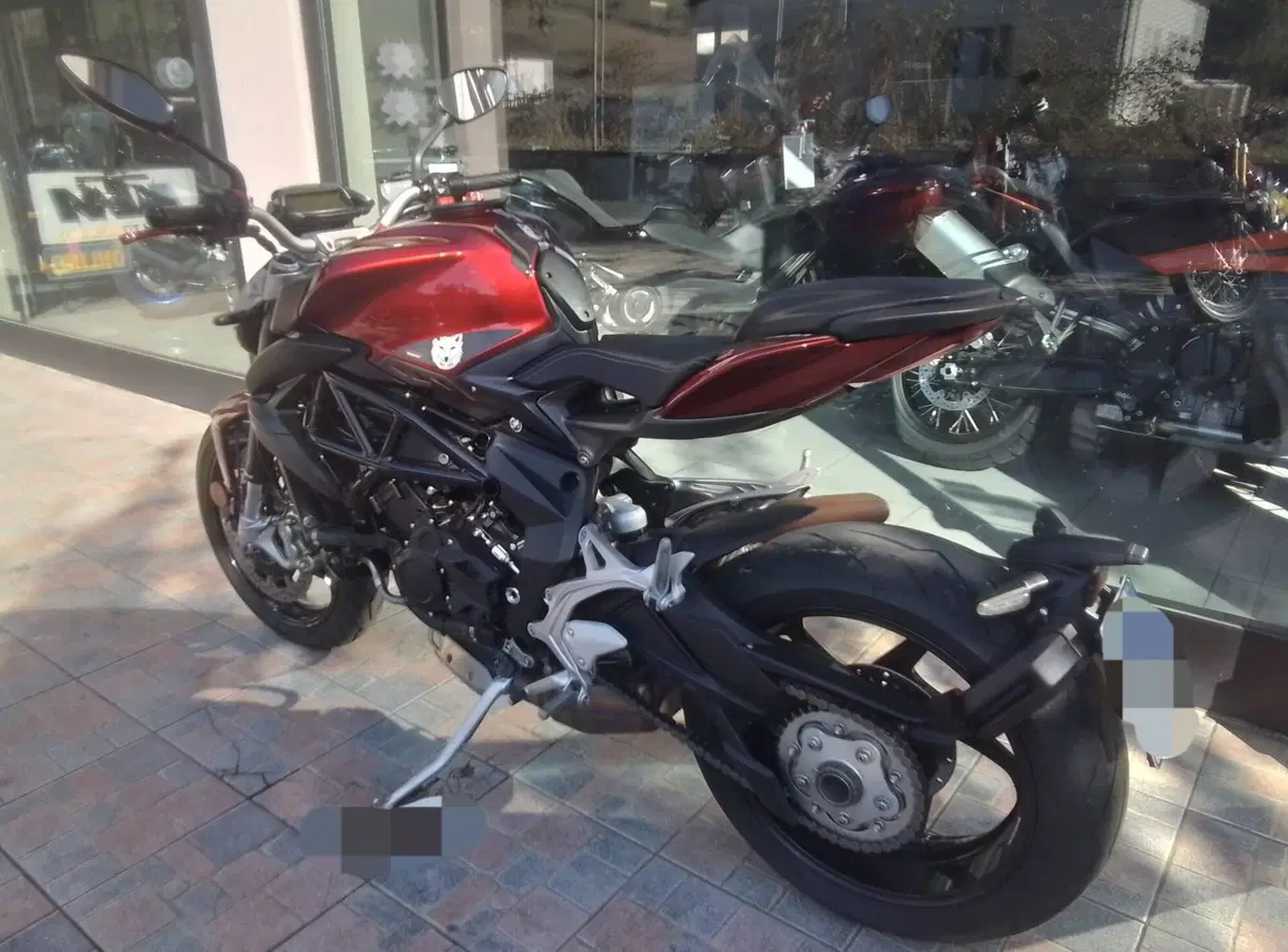 MV Agusta Brutale 800 (2020) (8)