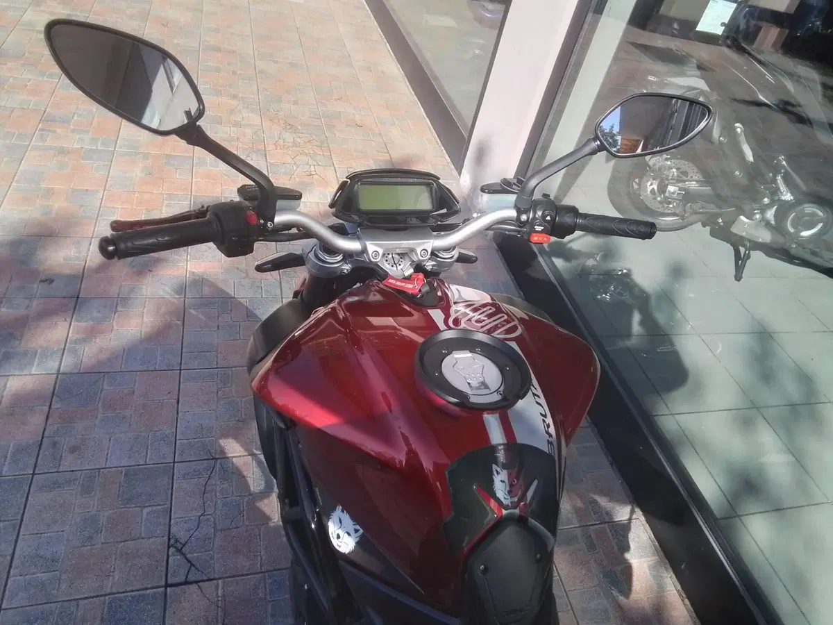 MV Agusta Brutale 800 (2020) (11)