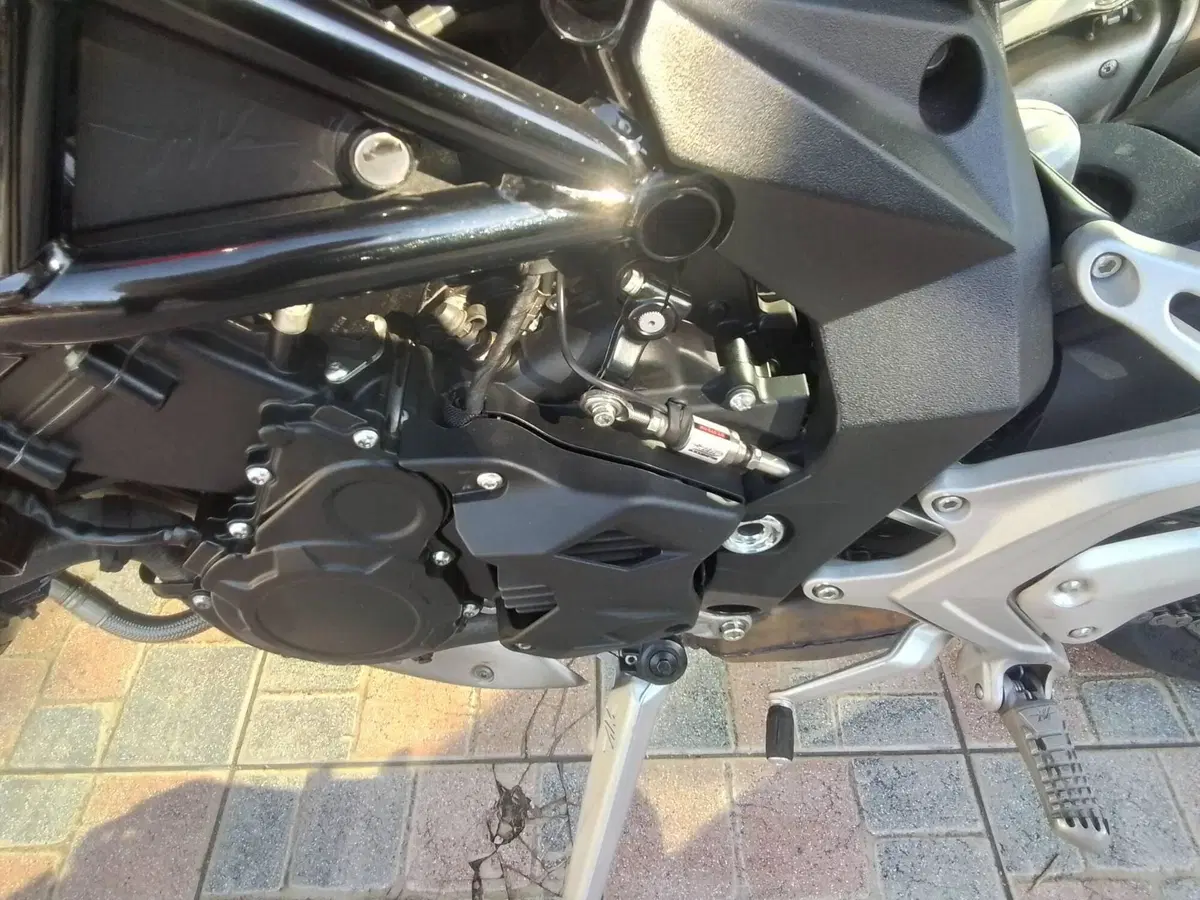 MV Agusta Brutale 800 (2020) (14)
