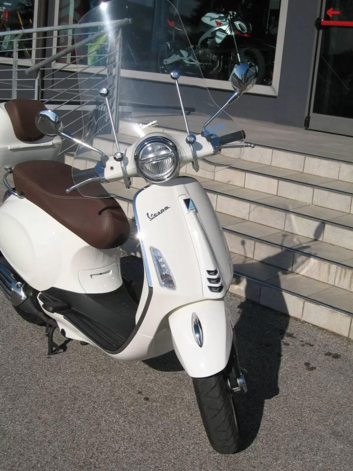 Vespa Primavera 125 3V ie ABS (2018 - 19) (2)