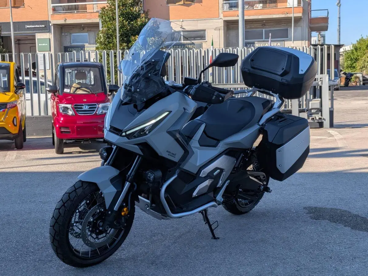 Honda X-ADV 750 Travel (2025 - 26) (3)