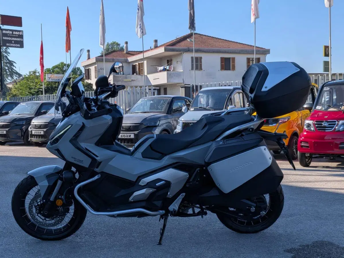 Honda X-ADV 750 Travel (2025 - 26) (5)