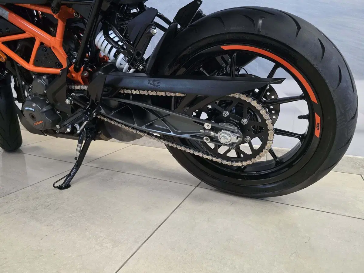 KTM 390 Duke (2021 - 23) (7)