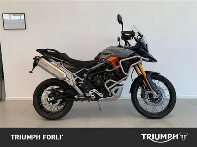 Triumph Tiger 900 Desert Special Edition (2026) nuova