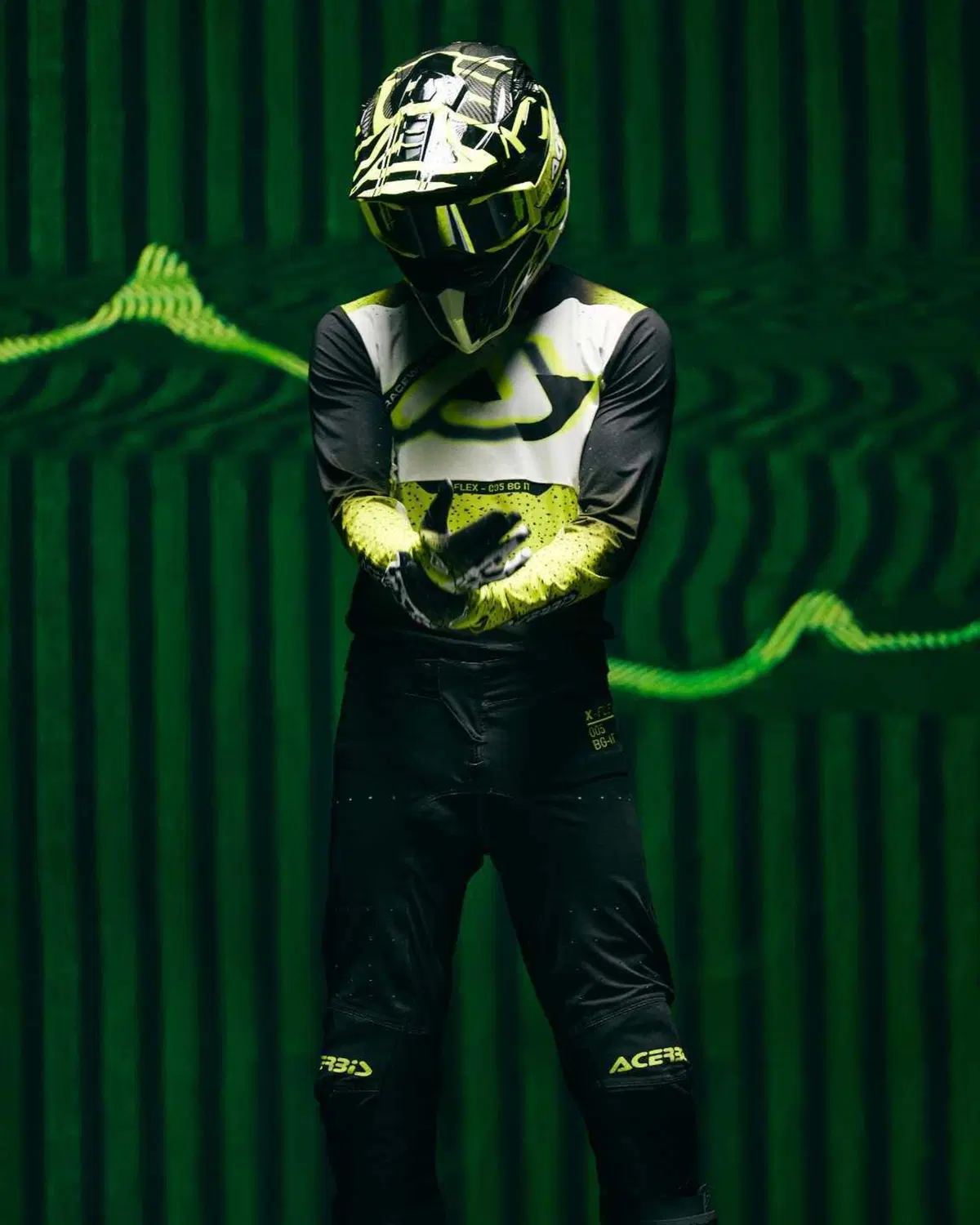 X-FLEX 2.0: il nuovo total look racing 2027 firmato Acerbis (12)