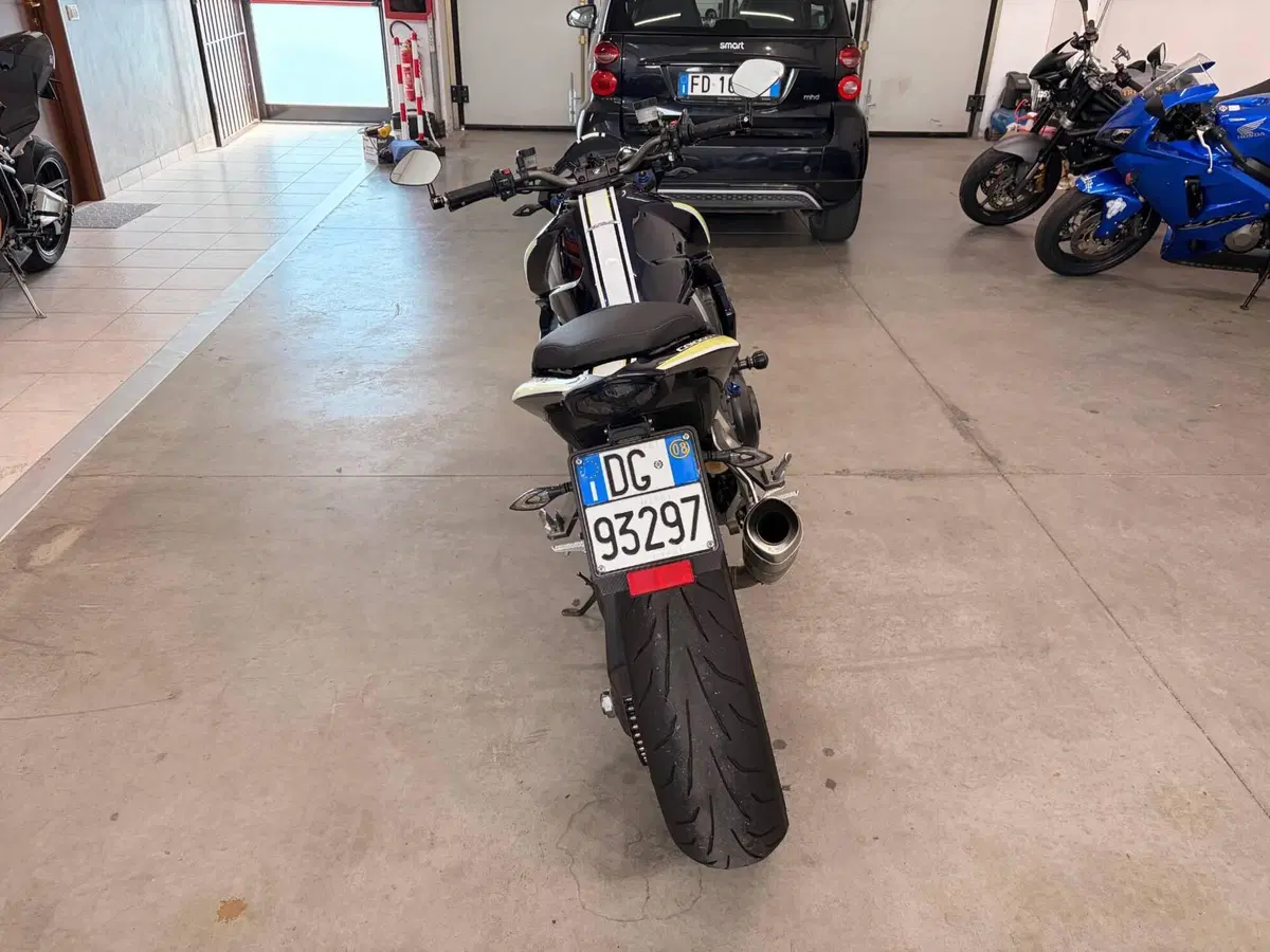 Honda CB 1000 R (2008 - 10) (7)