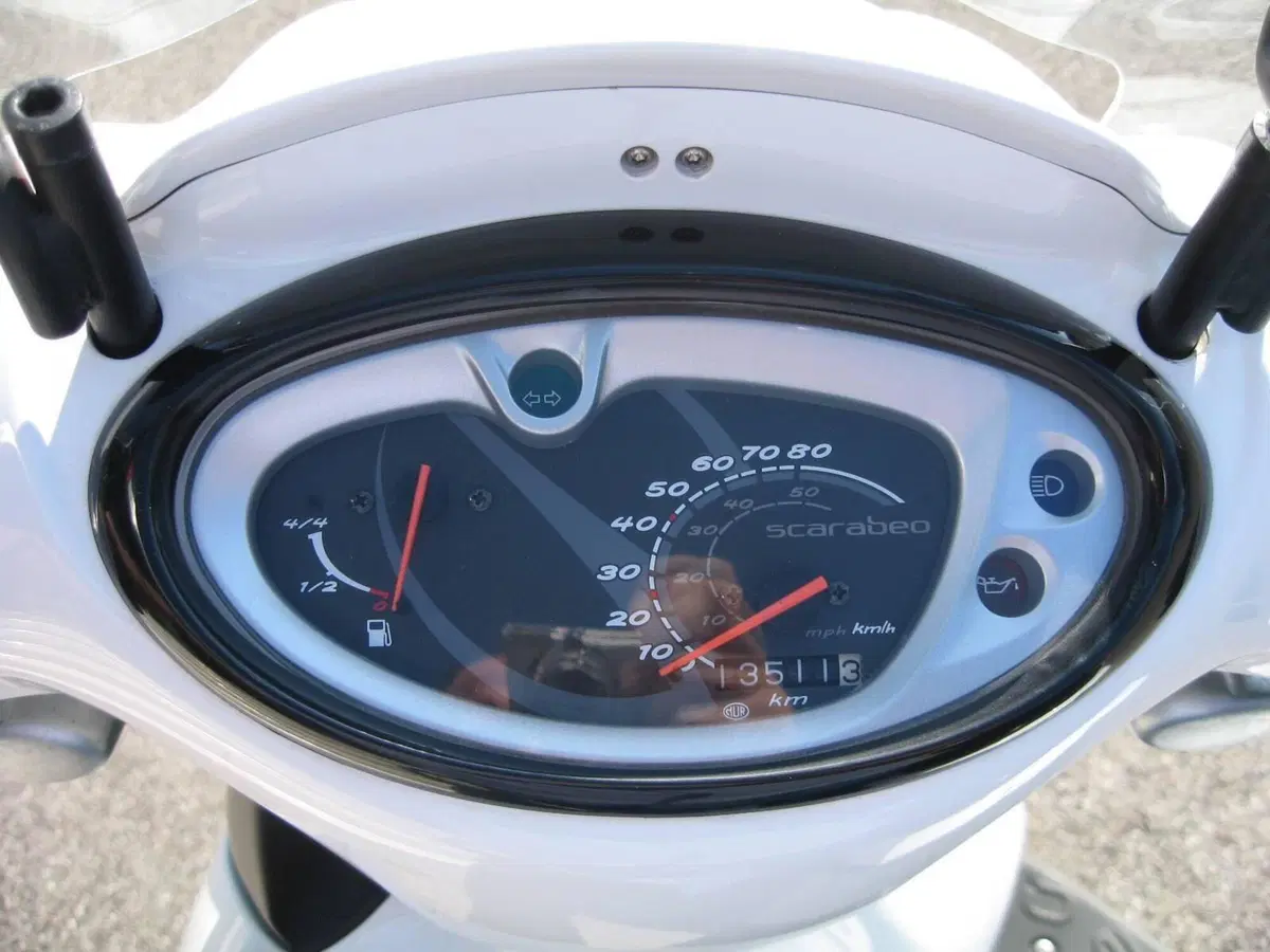 Aprilia Scarabeo 50 2t (2008 - 17) (4)