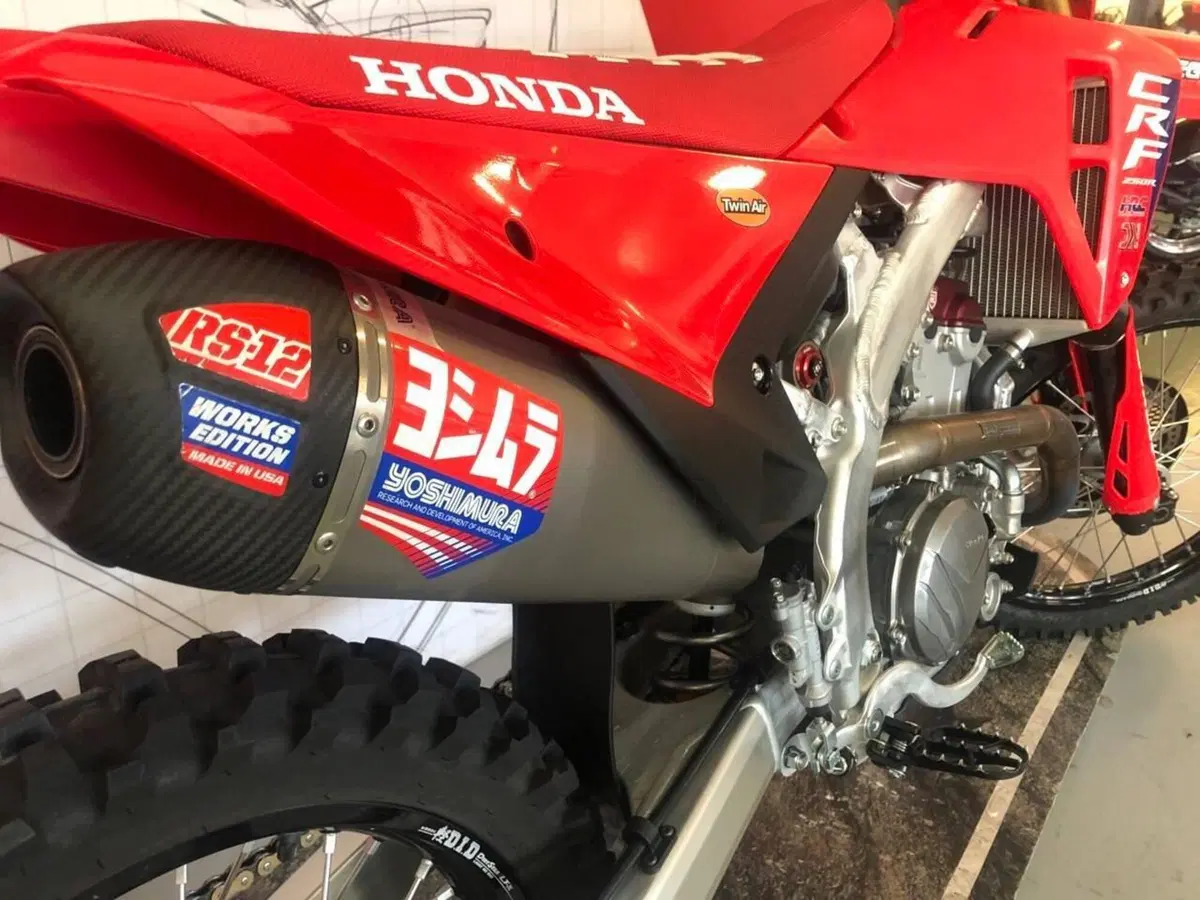 Honda CRF 250R WE (2025) (4)