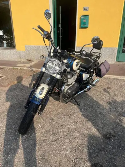 Royal Enfield Super Meteor 650 (2023 - 26) usata