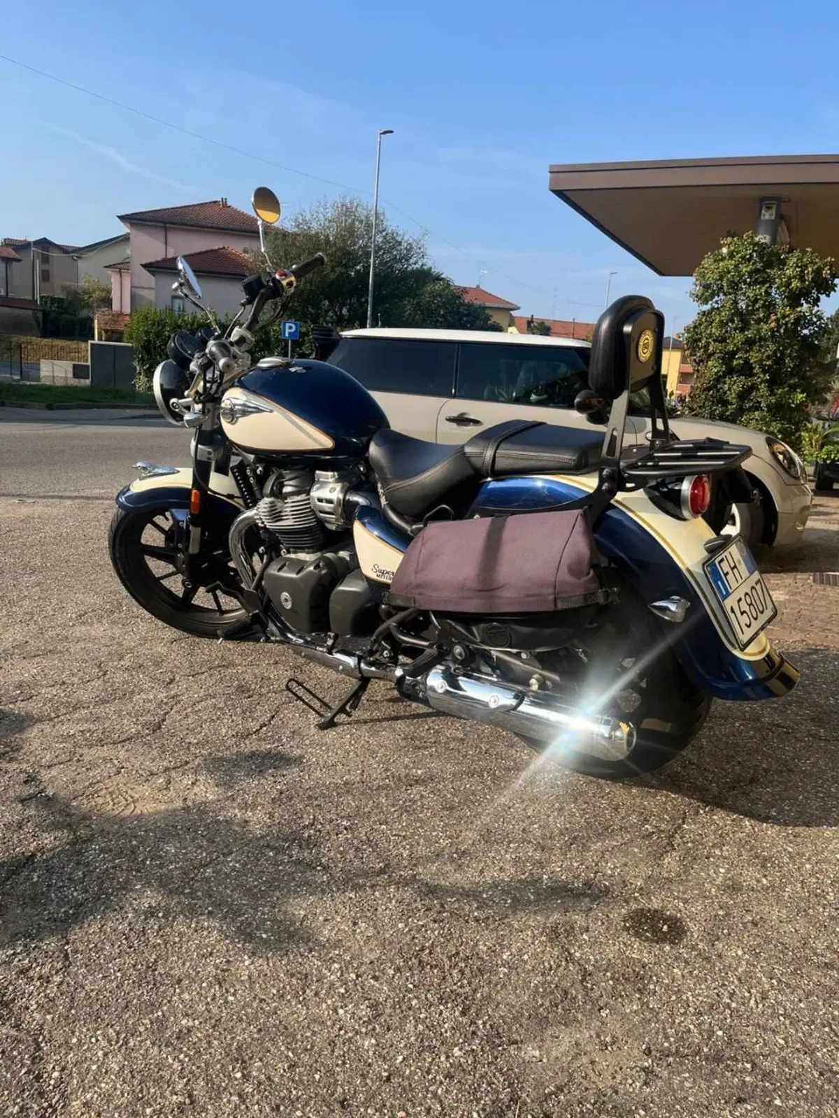 Royal Enfield Super Meteor 650 (2023 - 26) (4)