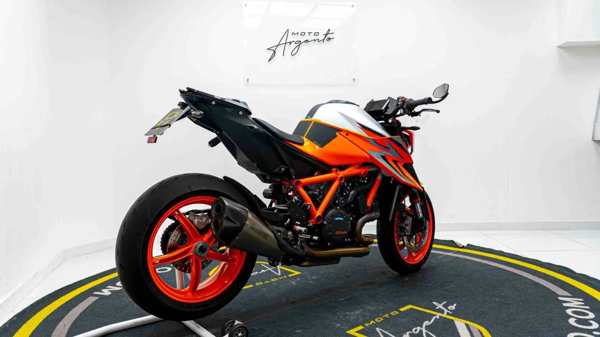 KTM 1290 Super Duke R (2021 - 23) (4)